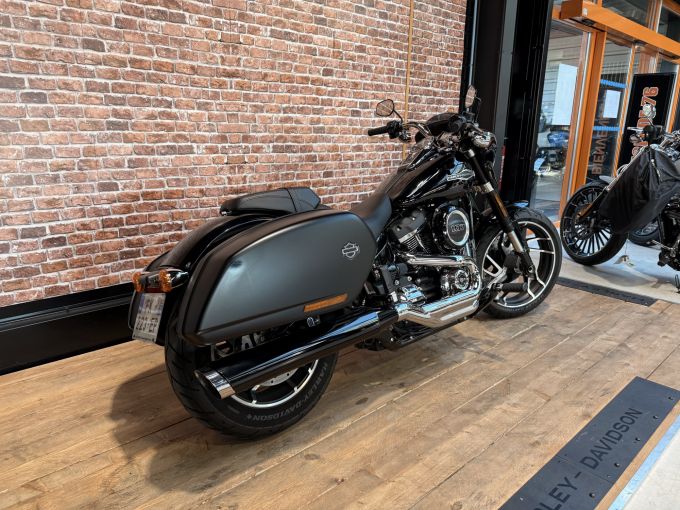 HARLEY-DAVIDSON SOFTAIL SPORT GLIDE 1745 4