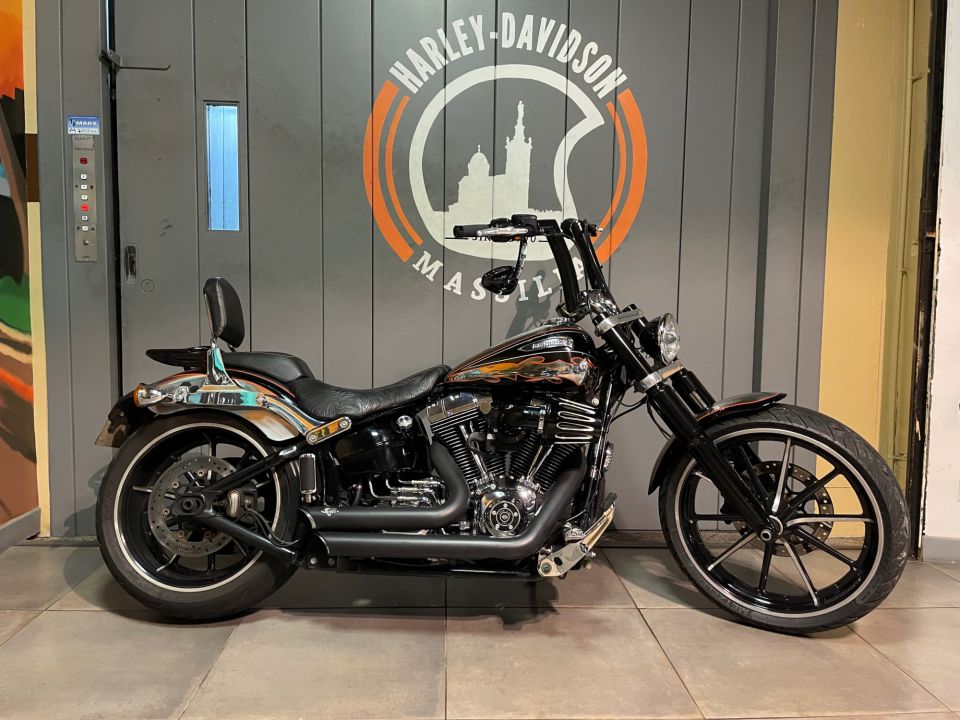 HARLEY-DAVIDSON SOFTAIL BREAKOUT 1690 4