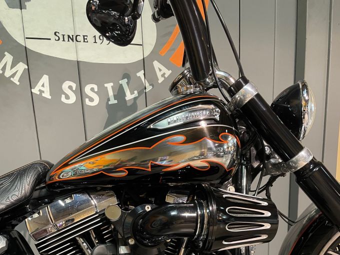 HARLEY-DAVIDSON SOFTAIL BREAKOUT 1690 4