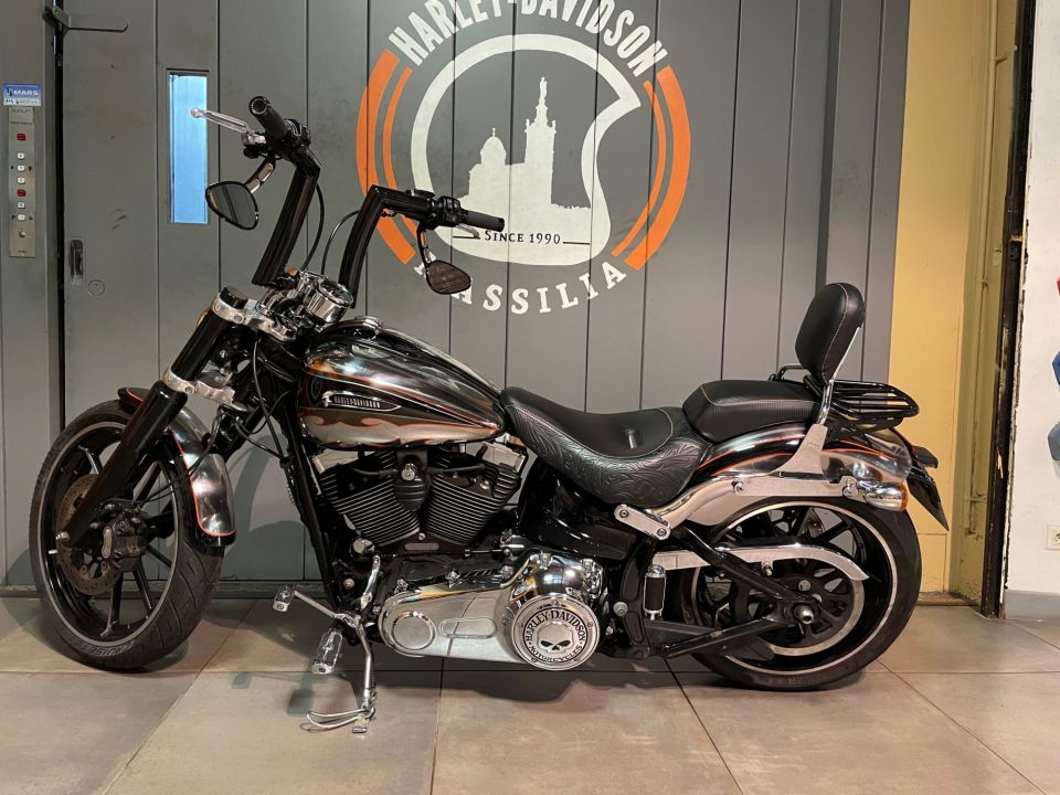 HARLEY-DAVIDSON SOFTAIL BREAKOUT 1690 4