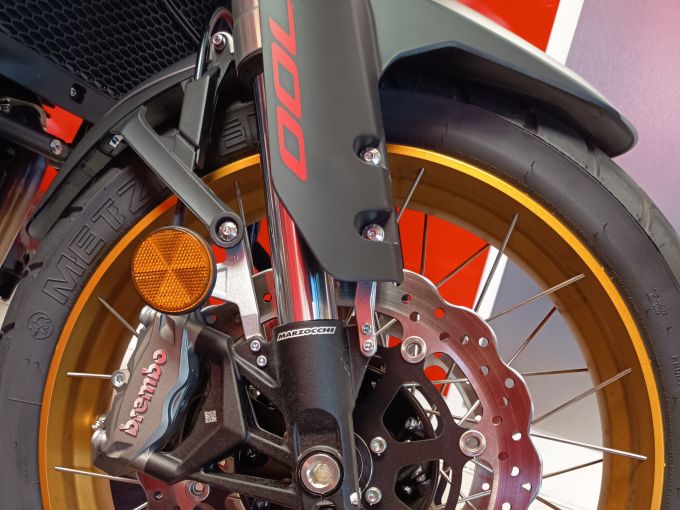 QJ MOTOR SRT 700 X 4