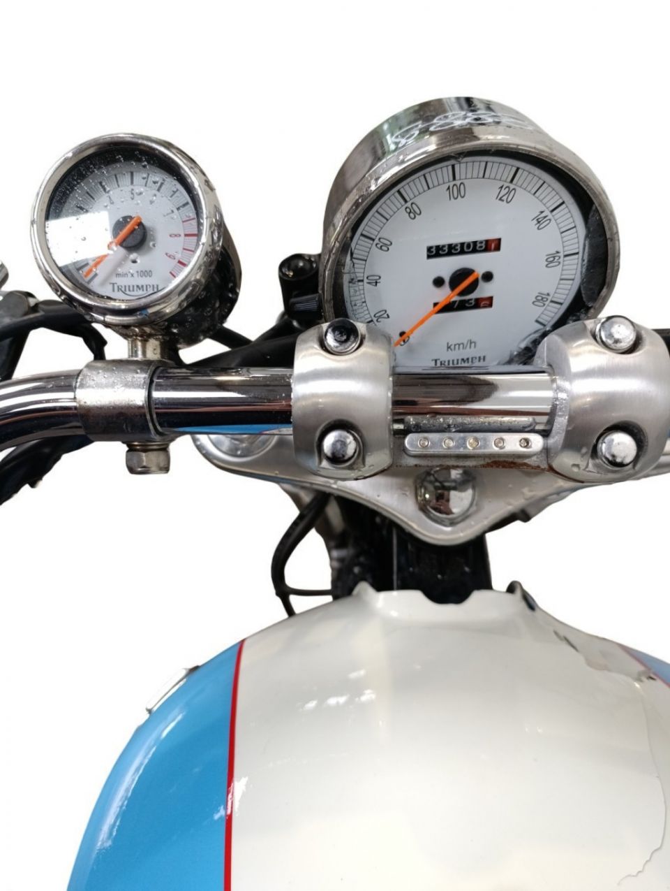 TRIUMPH SPEEDMASTER 900 4