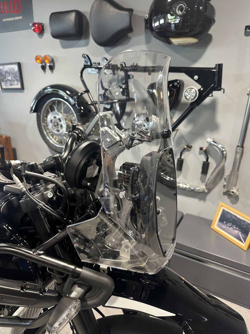 ROYAL ENFIELD HIMALAYAN 450 4