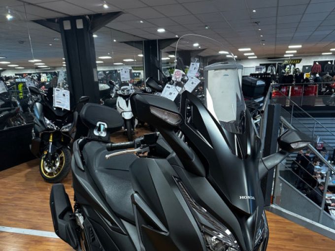 HONDA FORZA 125 ABS 4