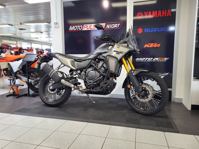 YAMAHA XTZ TENERE 700 4