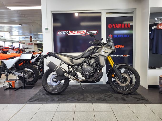 YAMAHA XTZ TENERE 700 4