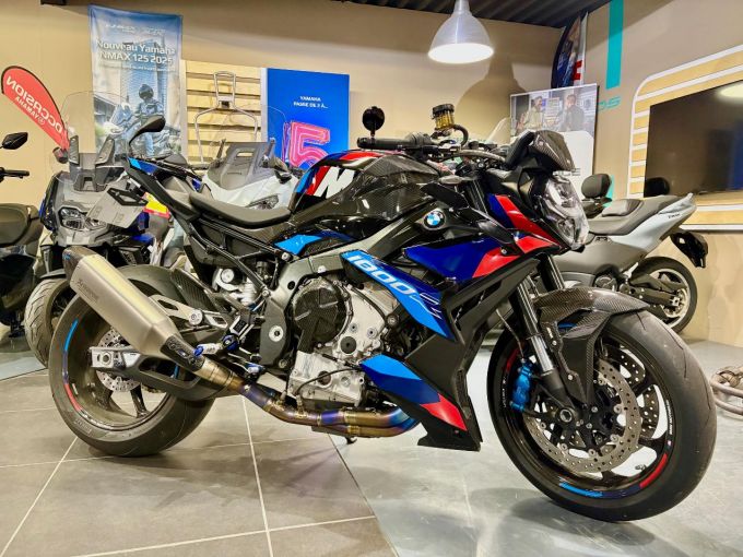 BMW M 1000R 4