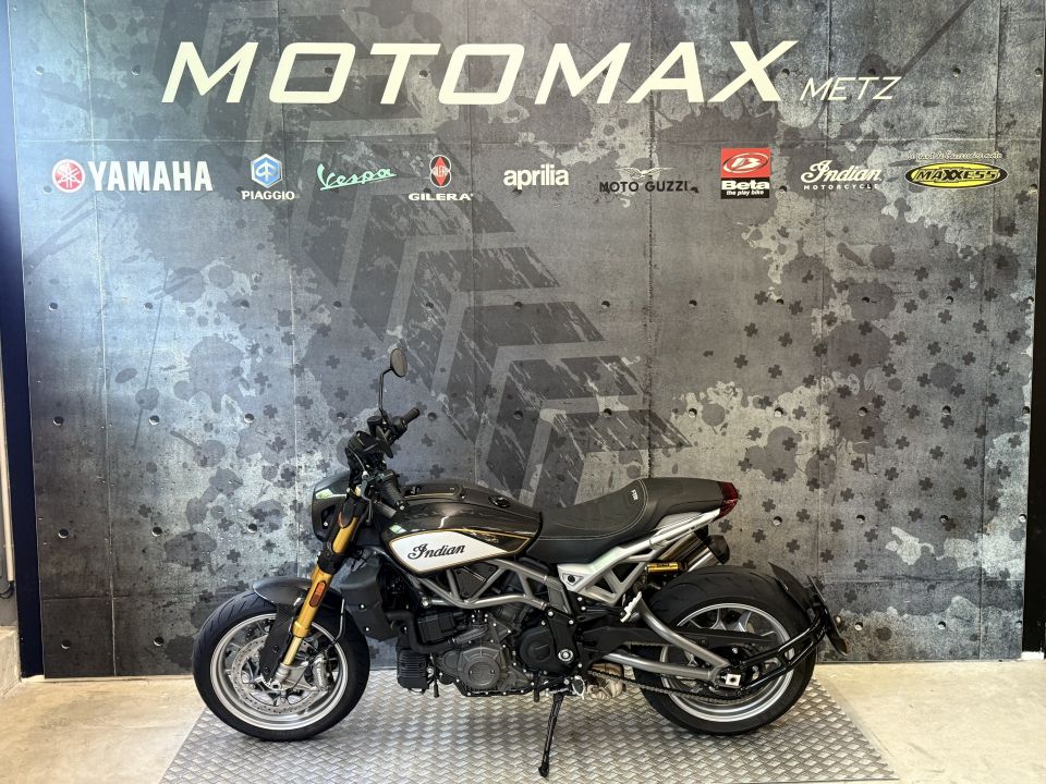 INDIAN FTR 1200 R CARBON 4