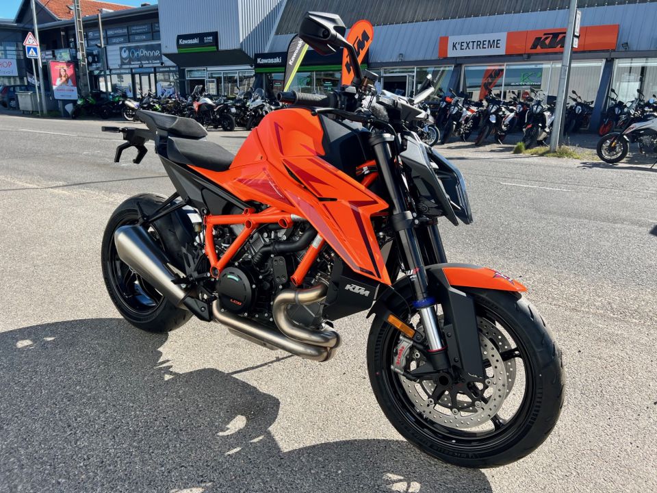 KTM 1390 SUPER DUKE R EVO 4