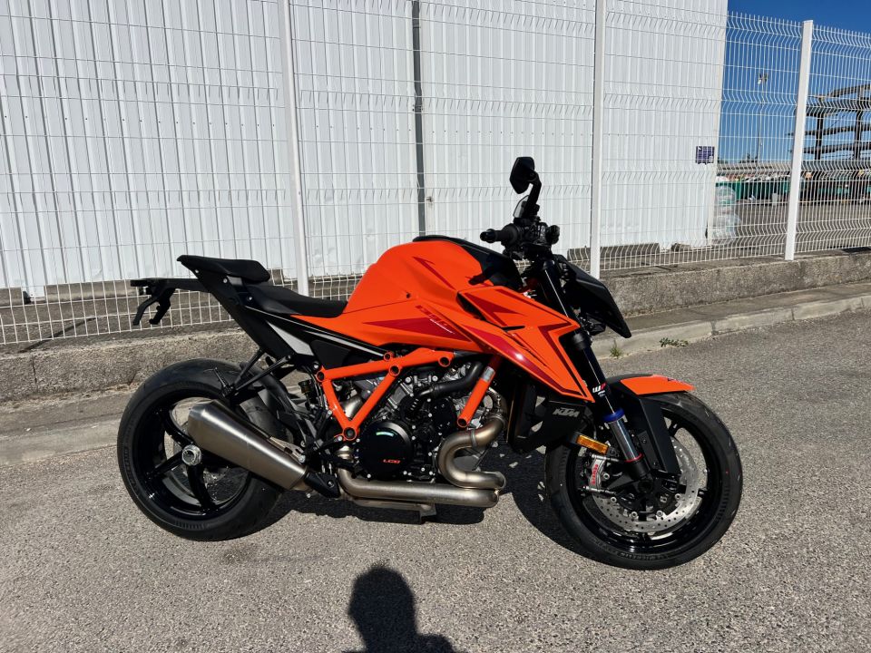 KTM 1390 SUPER DUKE R EVO 4