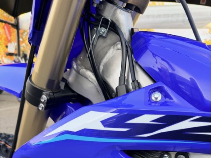 YAMAHA YZ250F 4