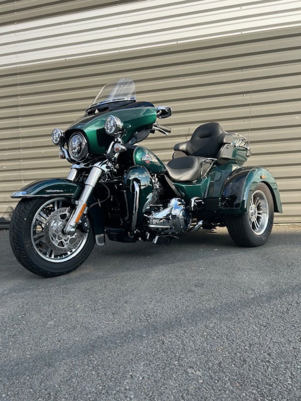 HARLEY-DAVIDSON TRIKE TRI GLIDE 1868 ULTRA 4