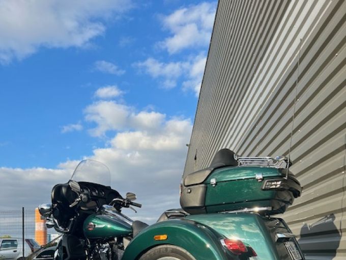 HARLEY-DAVIDSON TRIKE TRI GLIDE 1868 ULTRA 4
