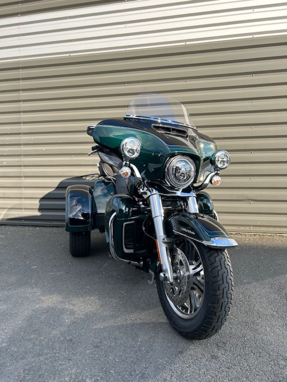 HARLEY-DAVIDSON TRIKE TRI GLIDE 1868 ULTRA 4