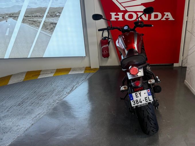 YAMAHA XSR 700 ABS 4