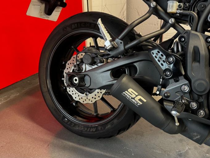 YAMAHA XSR 700 ABS 4