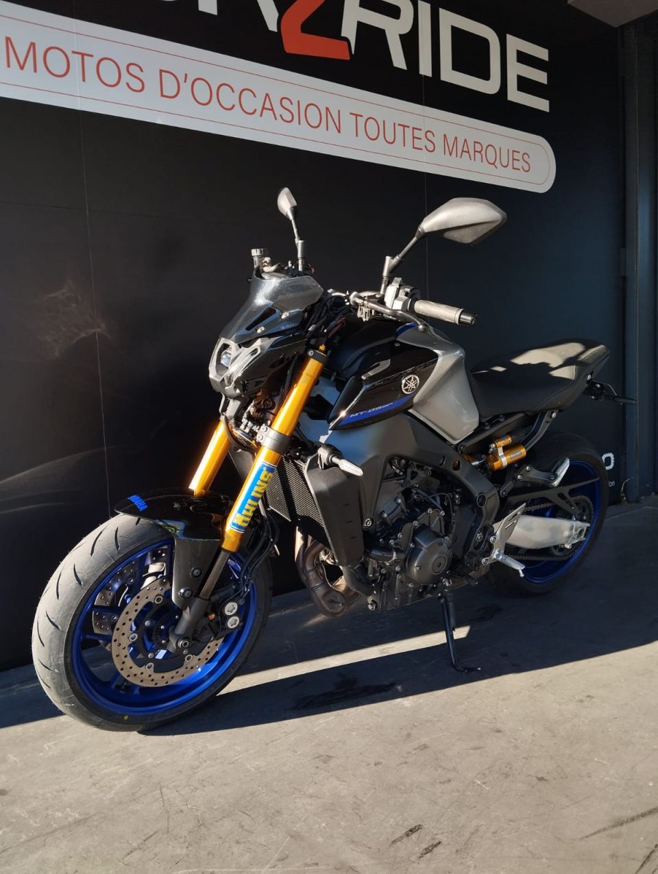 YAMAHA MT-09 SP 4