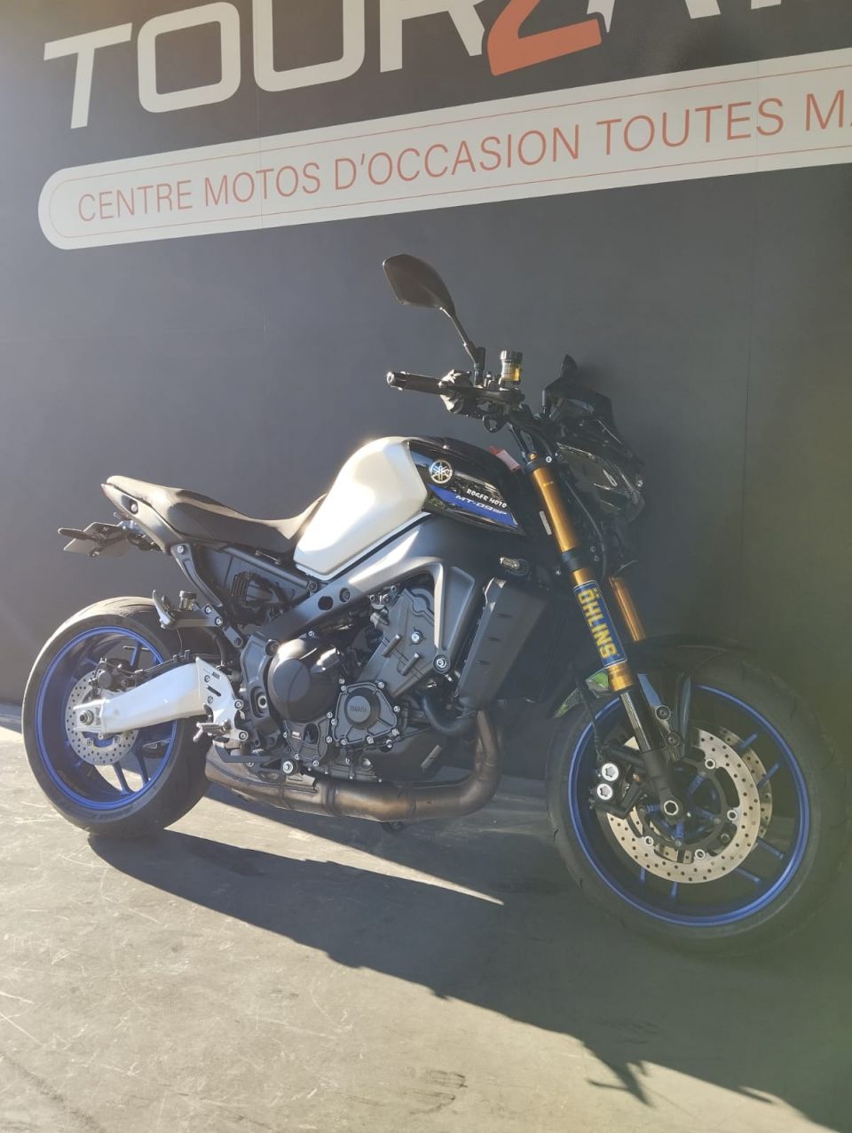 YAMAHA MT-09 SP 4