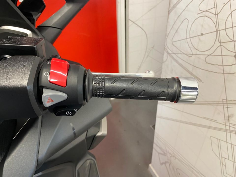 HONDA NSS FORZA 350 4