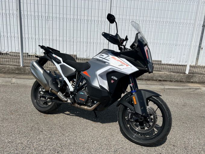 KTM 1290 SUPER ADVENTURE S 4