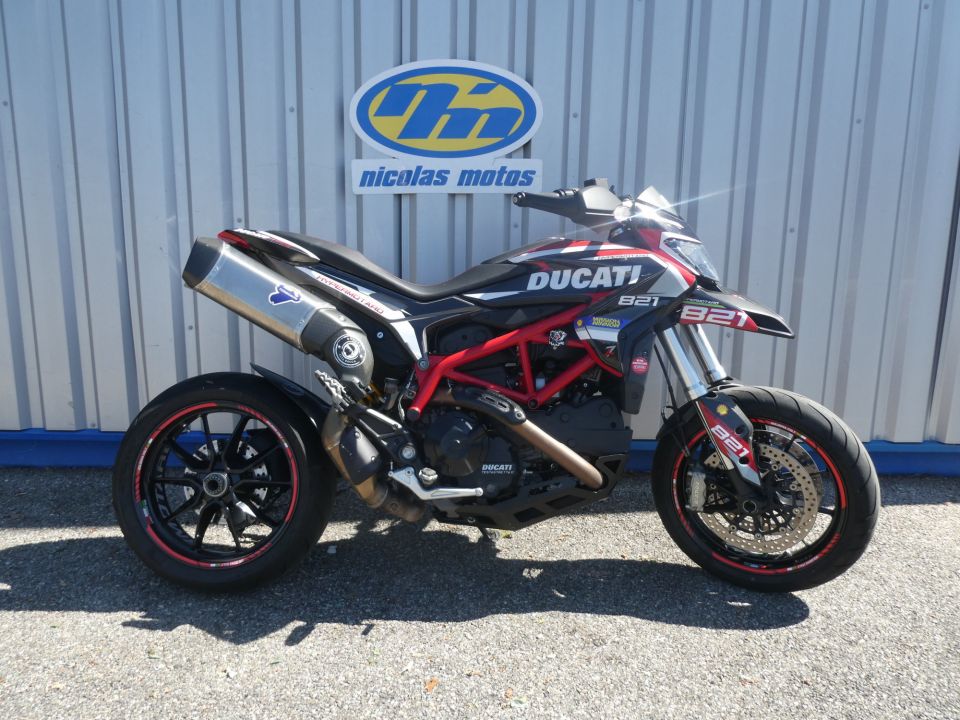 DUCATI HYPERMOTARD 4
