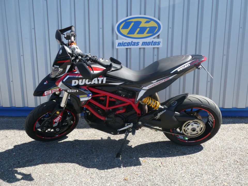DUCATI HYPERMOTARD 4