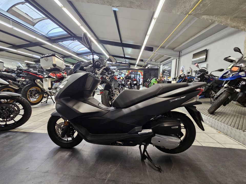 HONDA PCX 125 4