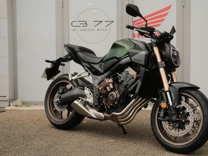 HONDA CB650R Neo Sports Café 4