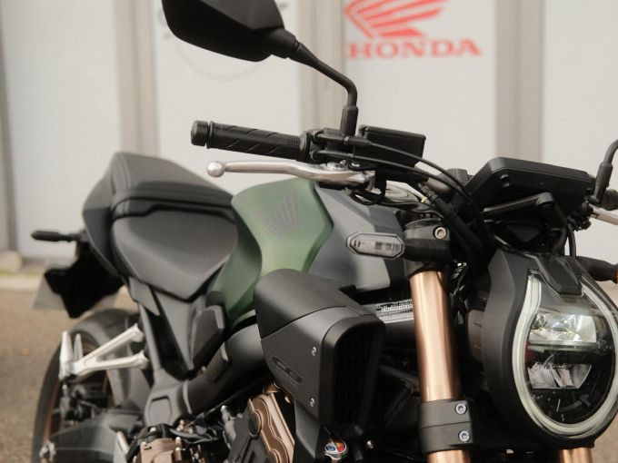 HONDA CB650R Neo Sports Café 4