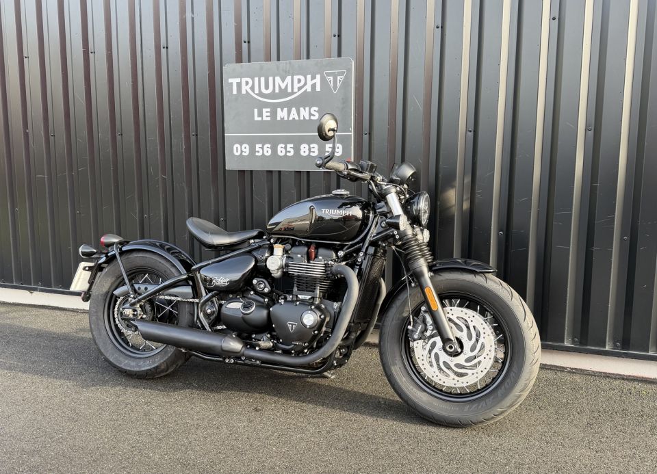 TRIUMPH Bonneville Bobber 1200 4