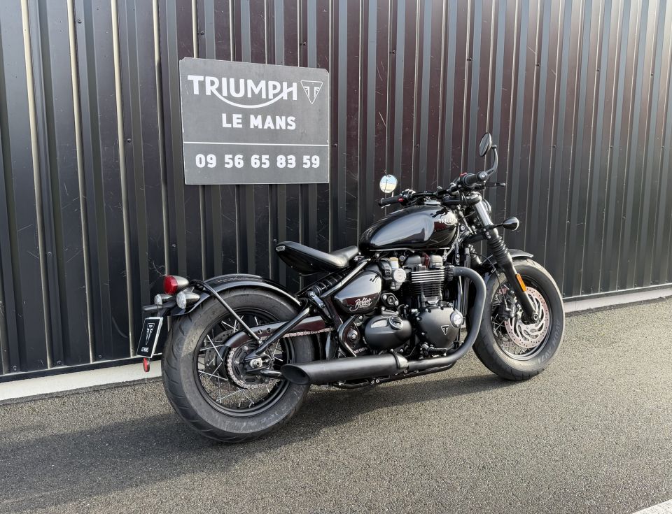 TRIUMPH Bonneville Bobber 1200 4