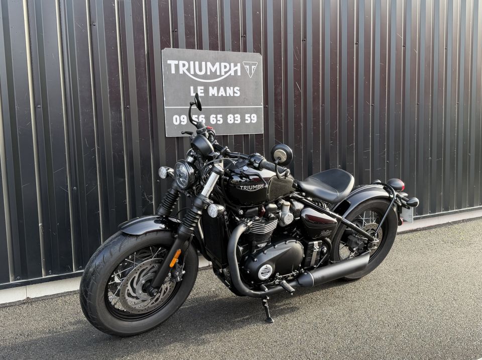 TRIUMPH Bonneville Bobber 1200 4