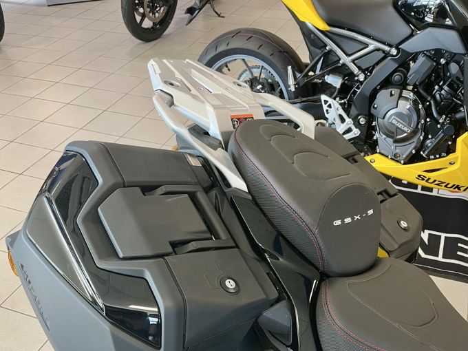 SUZUKI GSX-S 1000 GX 4