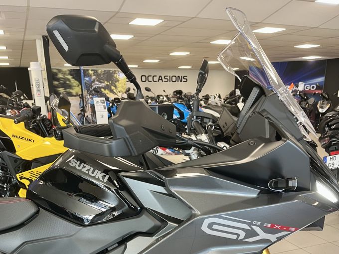 SUZUKI GSX-S 1000 GX 4