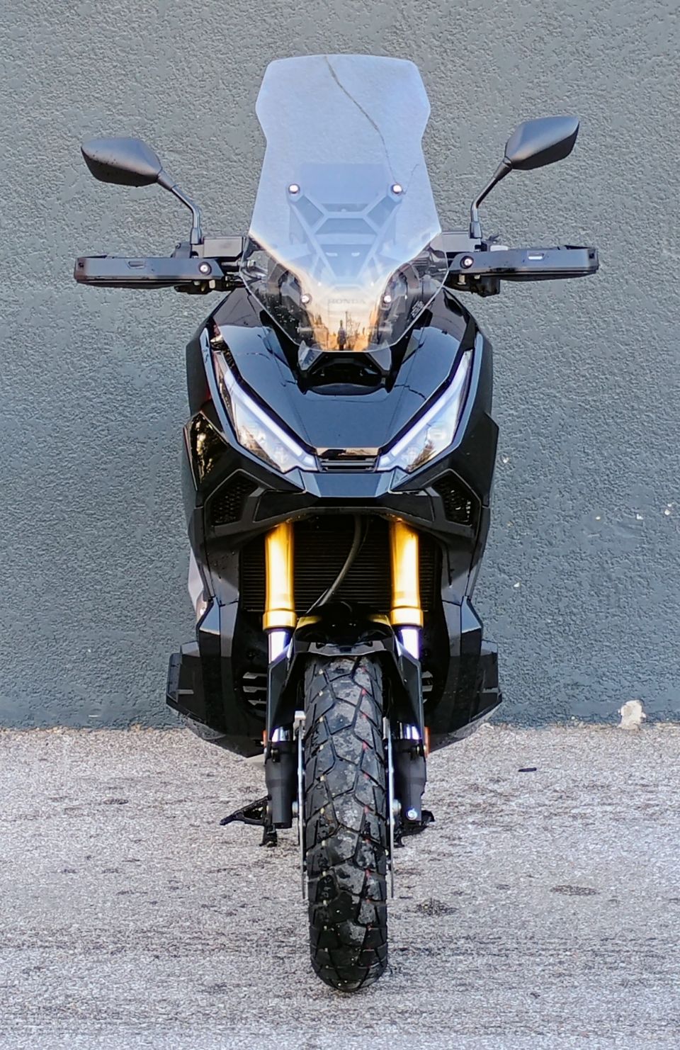 HONDA X-ADV 4