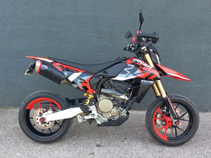 DUCATI HYPERMOTARD 698 RVE 4