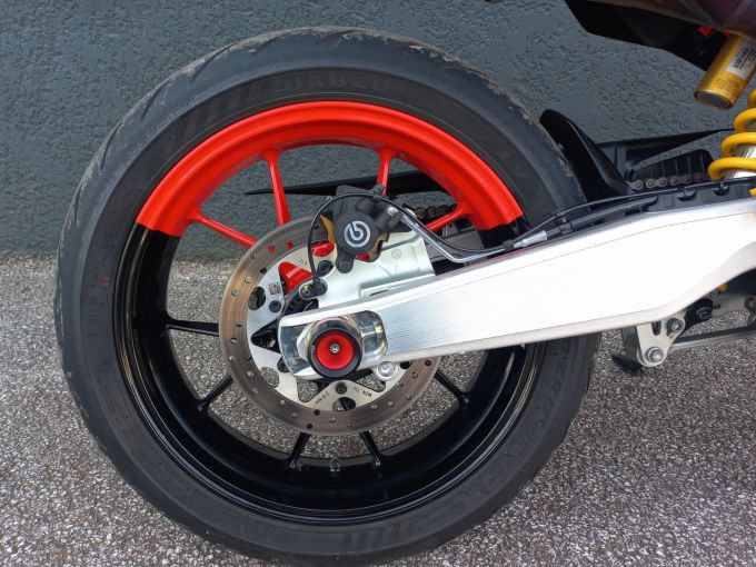DUCATI HYPERMOTARD 698 RVE 4