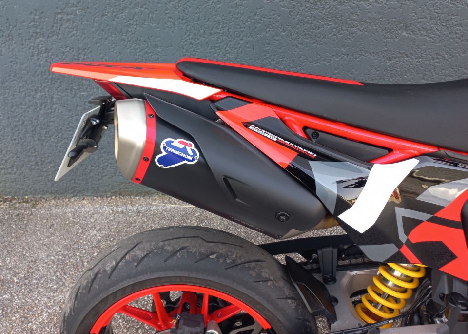 DUCATI HYPERMOTARD 698 RVE 4