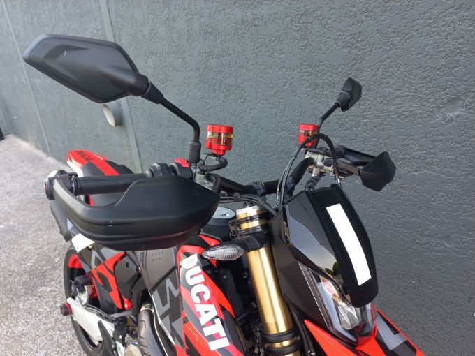 DUCATI HYPERMOTARD 698 RVE 4