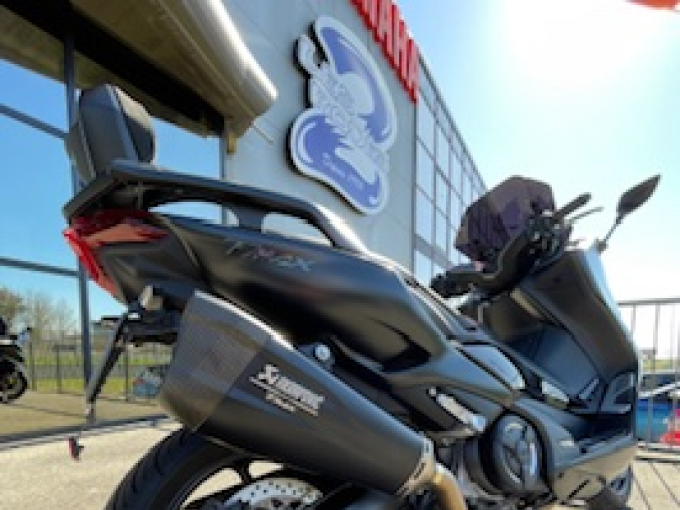 YAMAHA XP T-MAX 560 TECH MAX 4