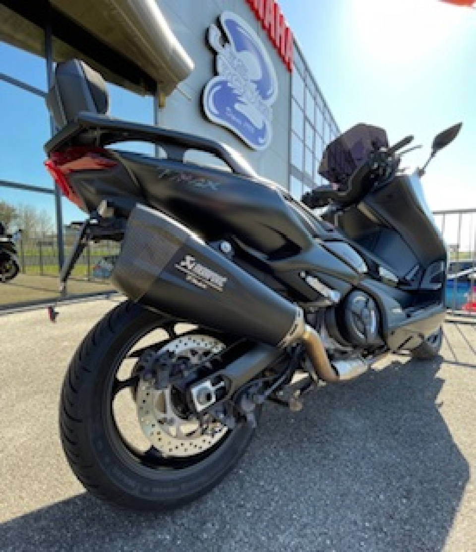 YAMAHA XP T-MAX 560 TECH MAX 4