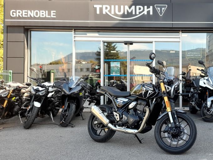 TRIUMPH SPEED 400 4
