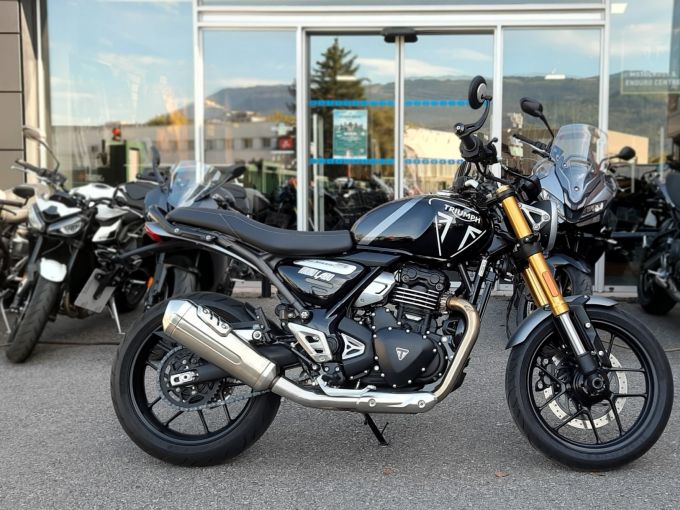 TRIUMPH SPEED 400 4