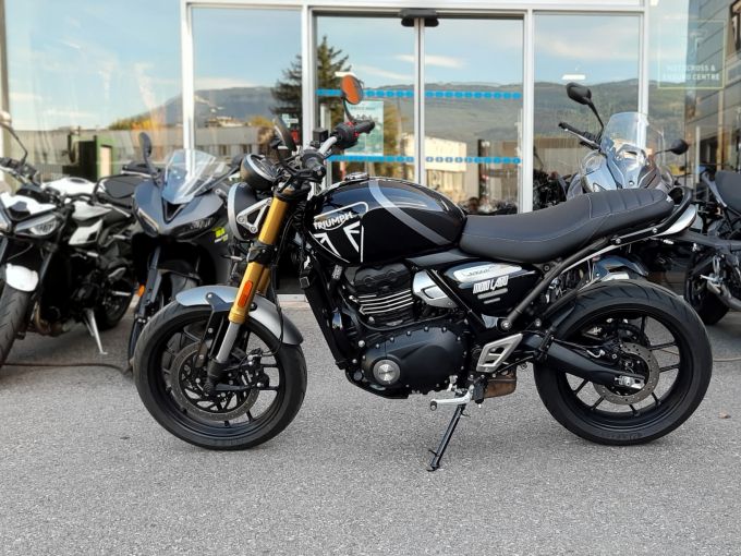 TRIUMPH SPEED 400 4