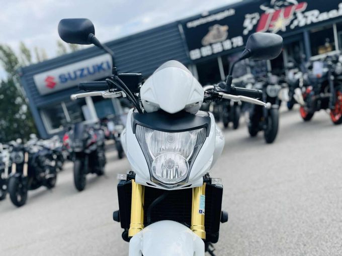 HONDA CB 600 HORNET 4