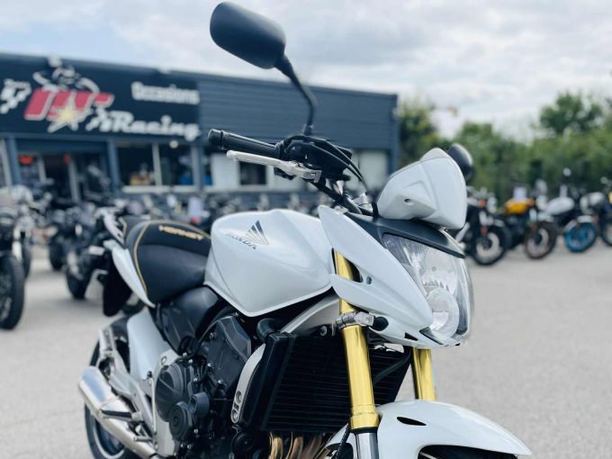 HONDA CB 600 HORNET 4