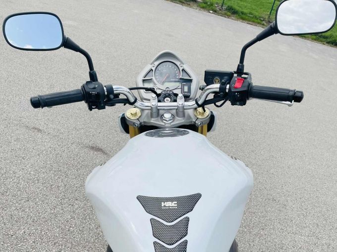 HONDA CB 600 HORNET 4