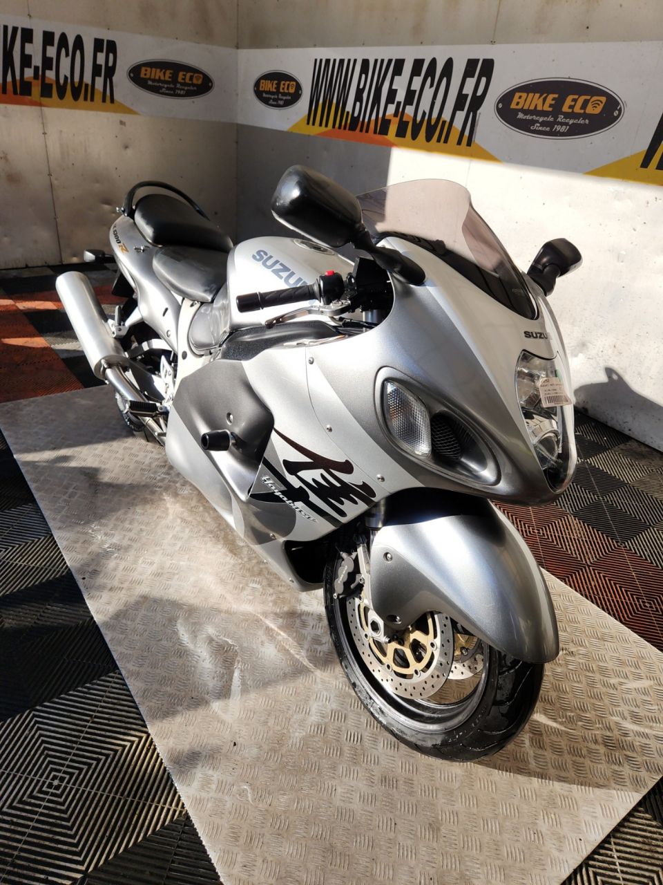 SUZUKI GSX-R 1300 HAYABUSA 4