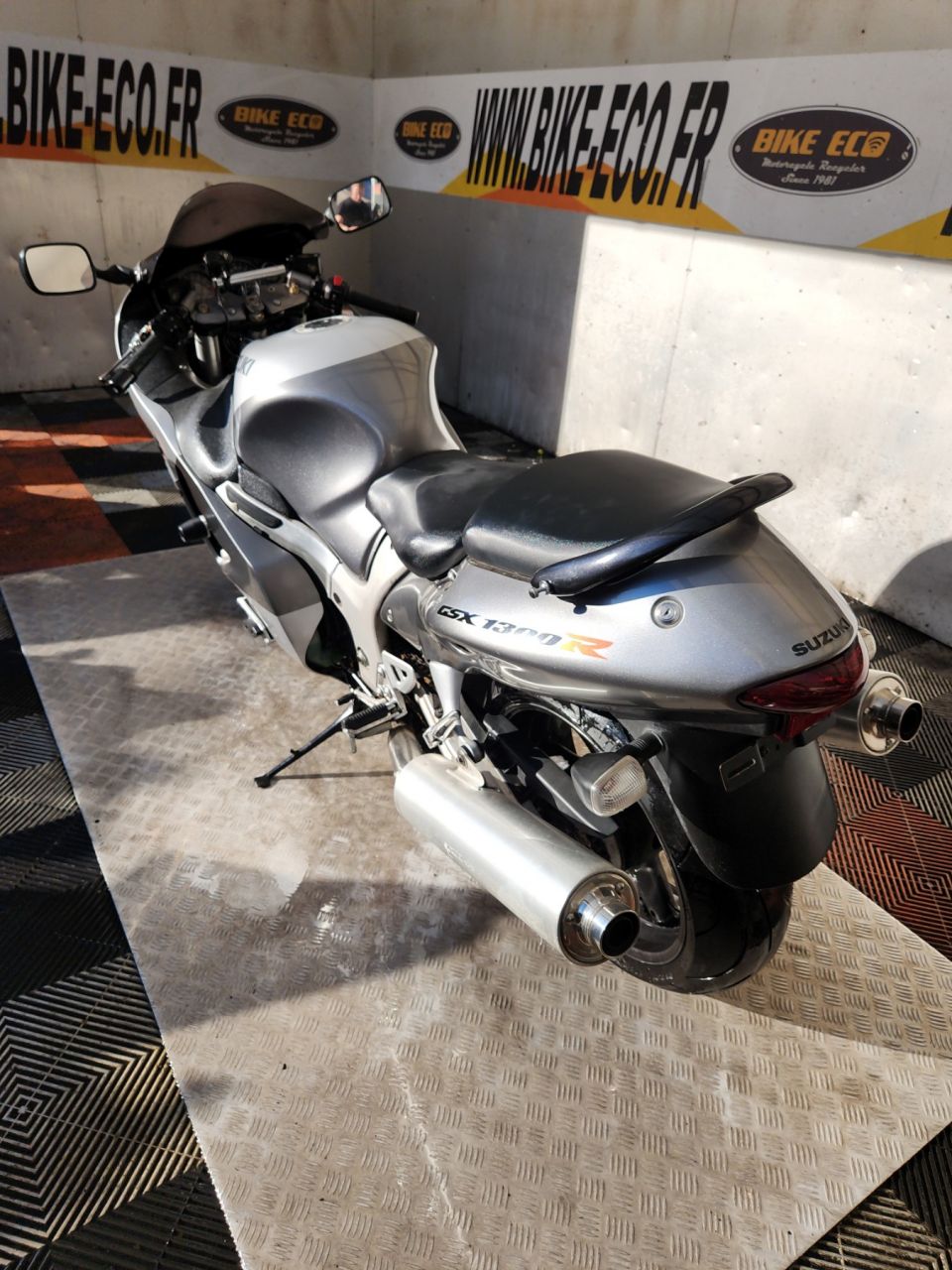 SUZUKI GSX-R 1300 HAYABUSA 4