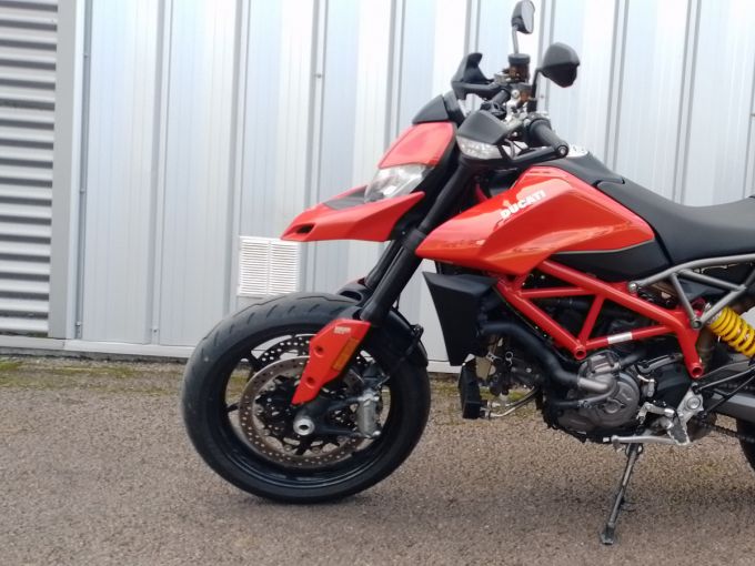 DUCATI HYPERMOTARD 950 4